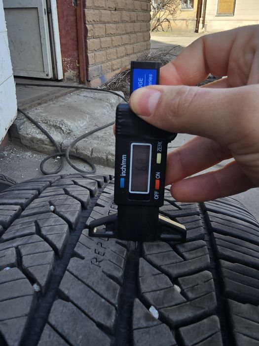 Продам резину General Altimax 245 40 р20