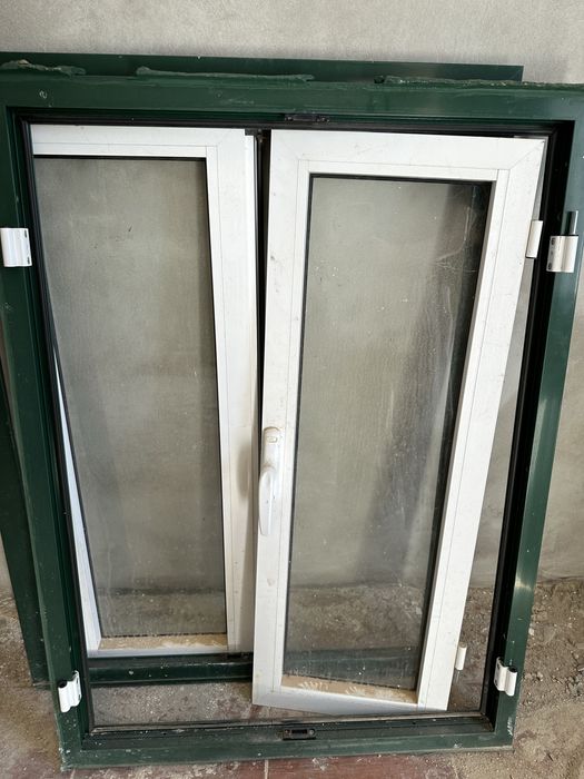 Janelas aluminio branco e verde