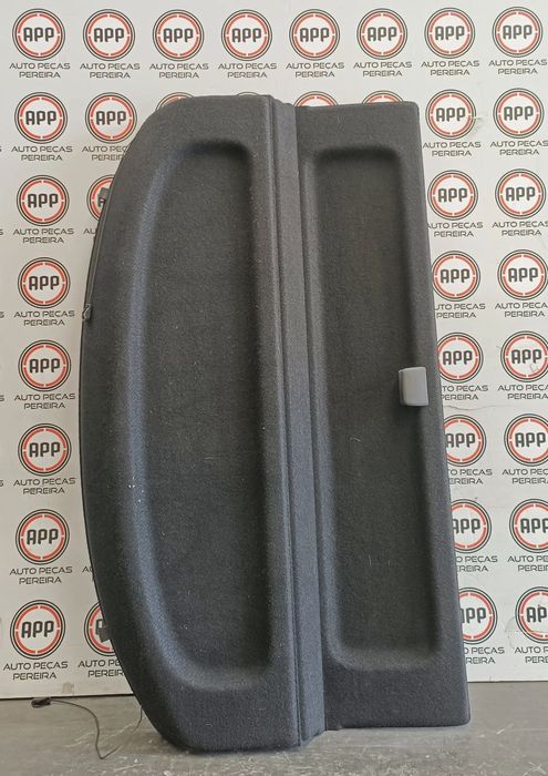 Chapelaria, prateleira Mazda 3 de 2008.