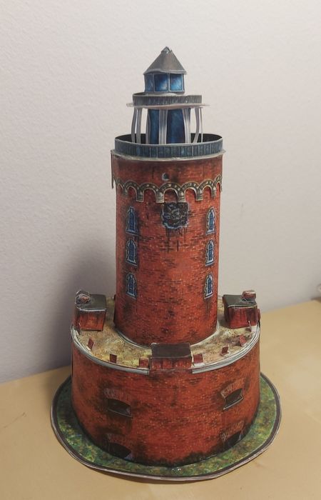 Dekoracja: Papierowa latarnia morska Kołobrzeg