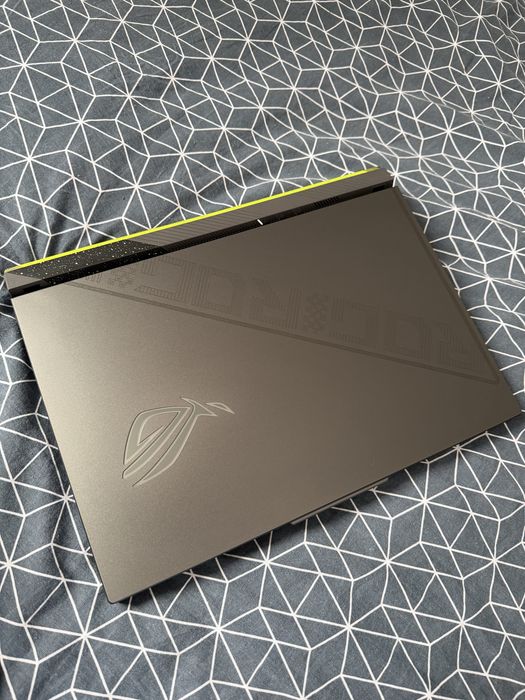 asus rog strix G16 2023