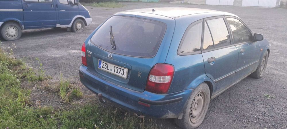 Автомобіль