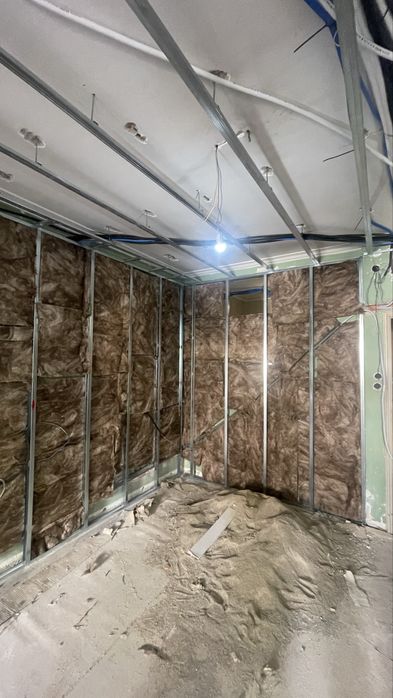 Construção Civil | Pladur | Cerâmica | Pintura | Capoto | Remodelações  Preço: Sob Orçamento