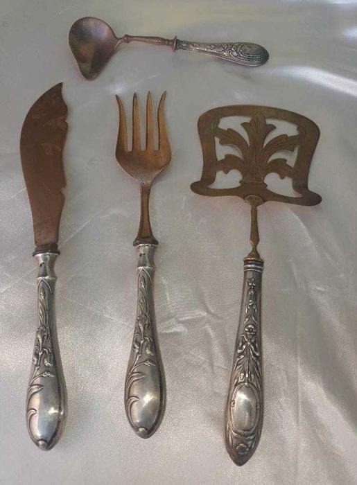 Trem de serviço carne ou peixe