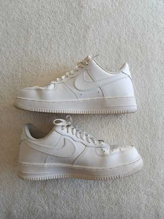Sapatilhas Nike Air Force One - 42