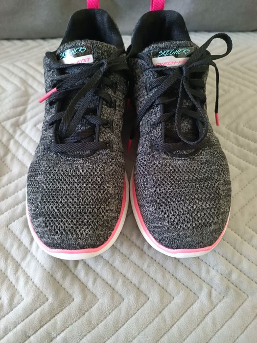 Женские брендовые кроссовки Skechers Skech-Knit