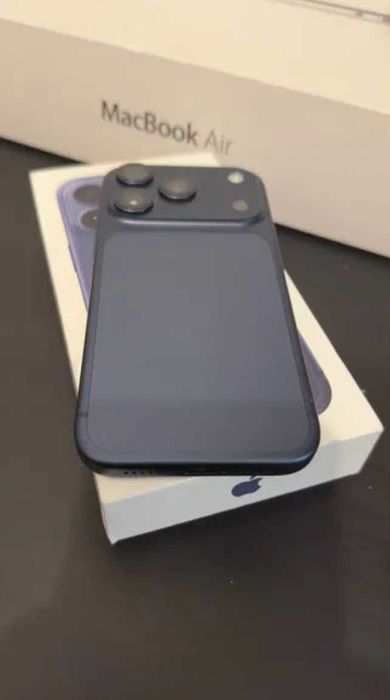 Apple iPhone 17 Pro 256GB - Intense Blue