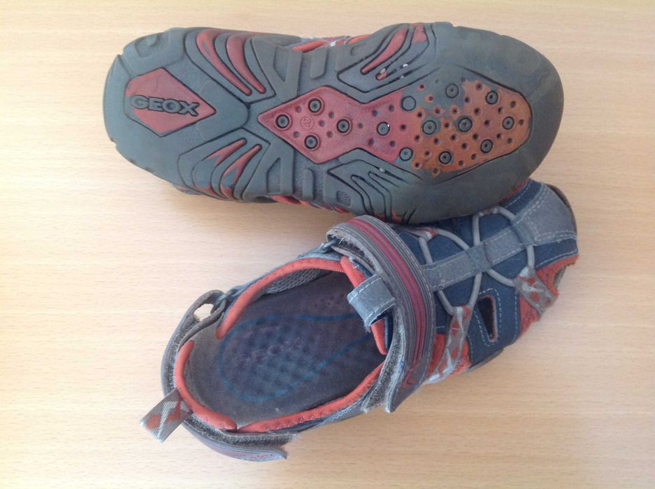 Sandálias Geox n. 31 - Menino (portes incluídos)