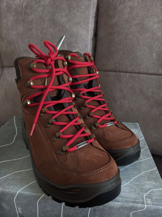 Жіночі трекінгові черевики туристичні lowa renegade 100 gtx mid