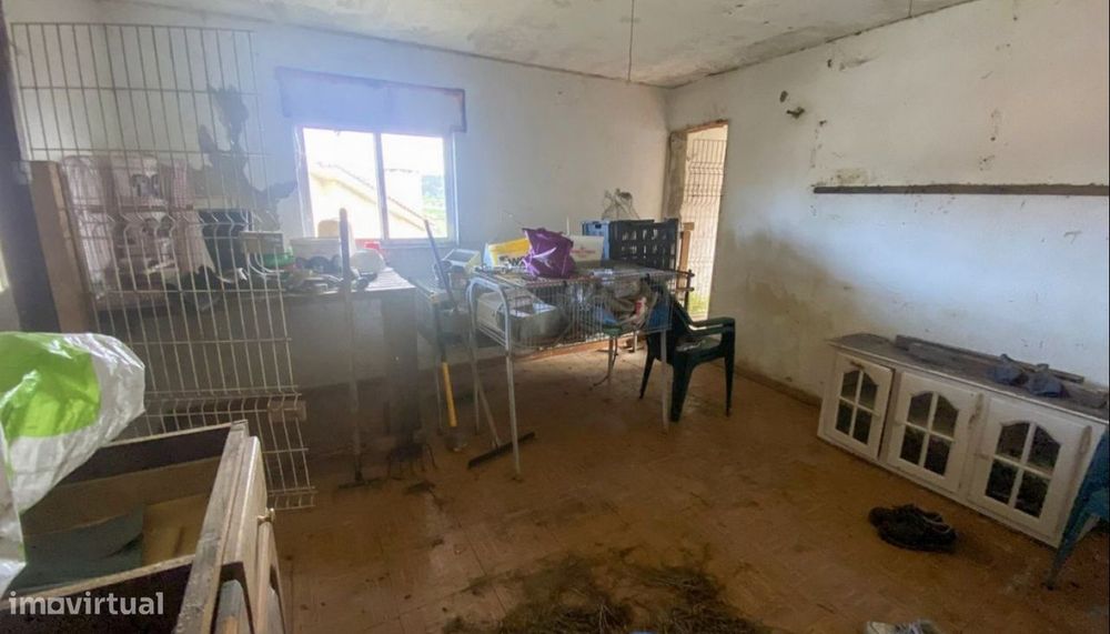 Venda de duas Moradias em ruínas, Rio Mau, Vila do Conde