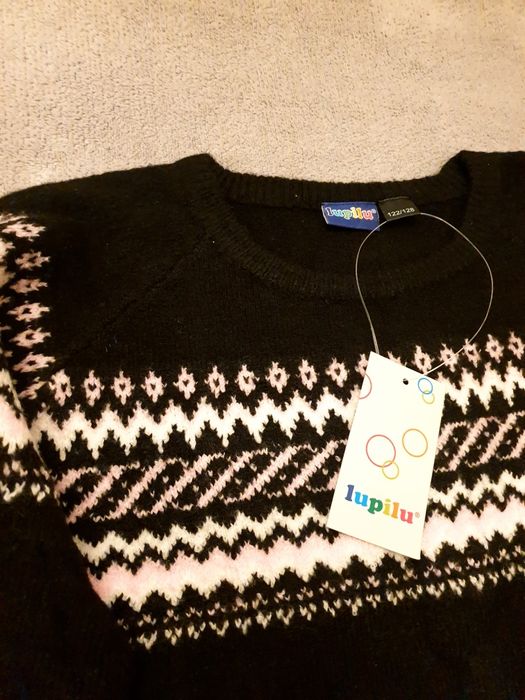 Sweter sweterek dziewczęcy 122/128 wzór nordycki norweski zima zimowy