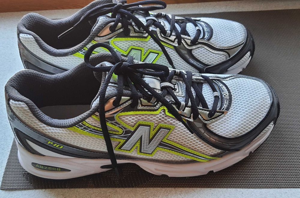 Кросівки New Balance 28,5 см