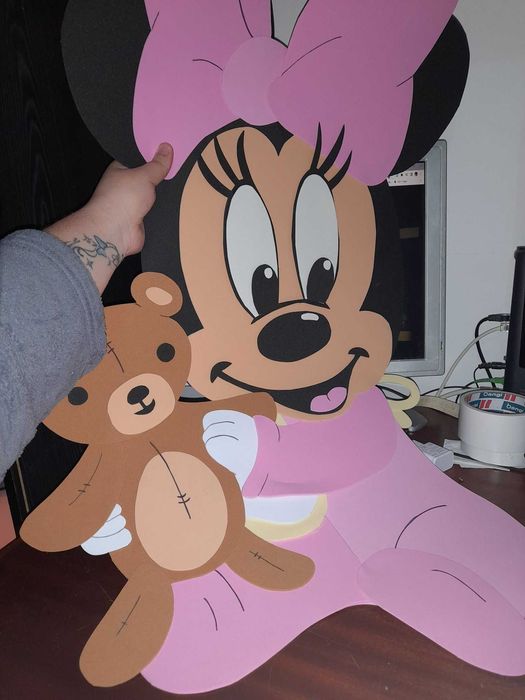 Nome  Minnie e estrelas