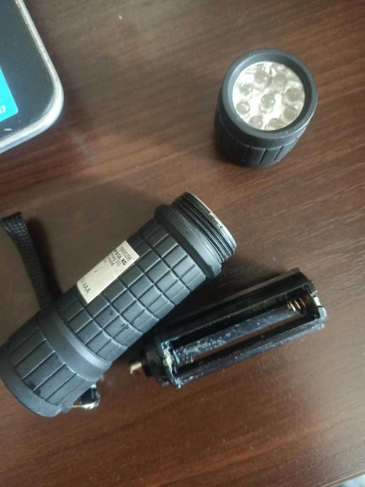 TEDi LED Flashlight / Torch - Working (Without Batteries)