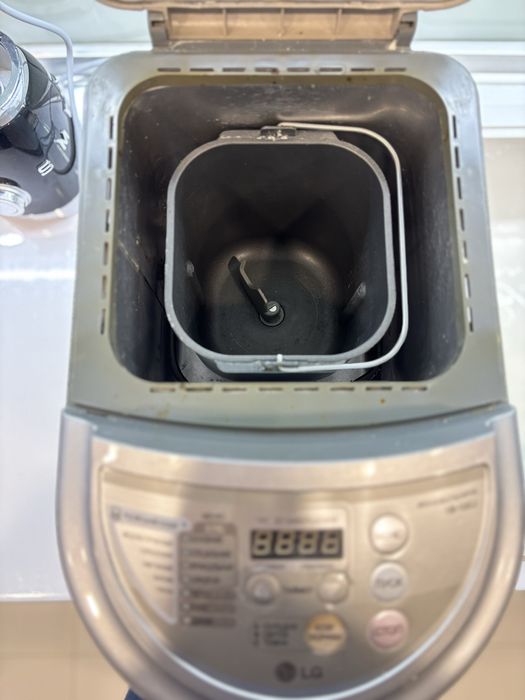 Хлебопечь LG HB 155-CJ