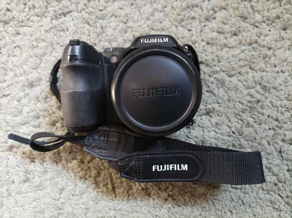 Aparat FUJIFILM - Finepix S2100 HD