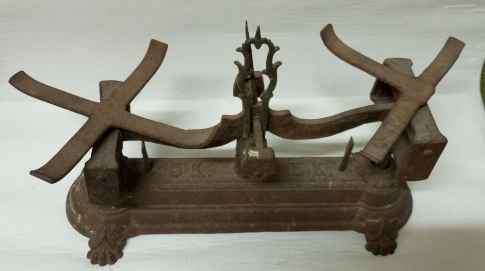 Stare wagi antyk PRL