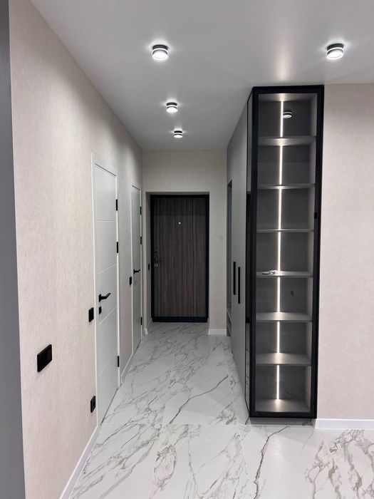 Продаж 2к квартири в центрі міста, вигляд на парк. Новий ремонт