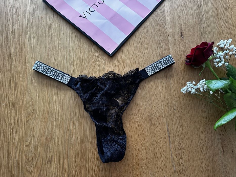 Stringi Victoria’s Secret rozmiar S / M