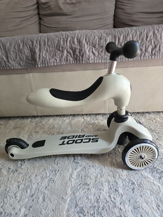 Продам самокат біговел scoot and ride