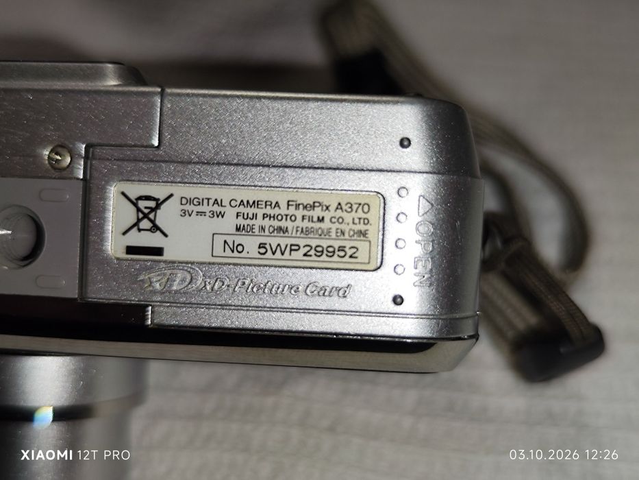 Продам фотоаппарат Fujifilm A370
