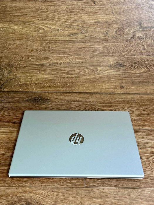 HP Laptop 15-fc0\Ryzen 7 7730U\16GB DDR4\NVMe SSD 512GB
