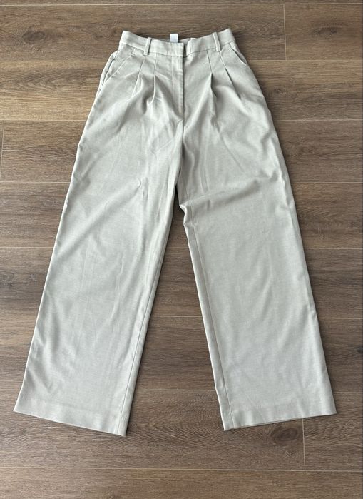 Бежеві брюки H&M
