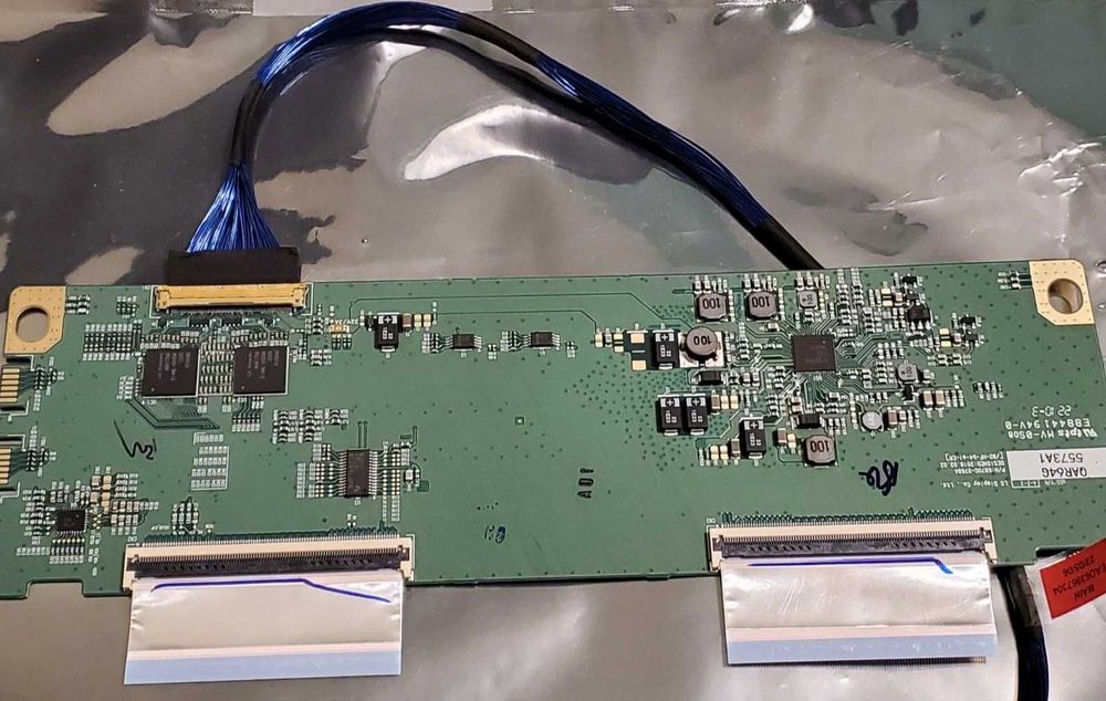 Placa T-Con (T-Con Board) LG – Excelente Estado!