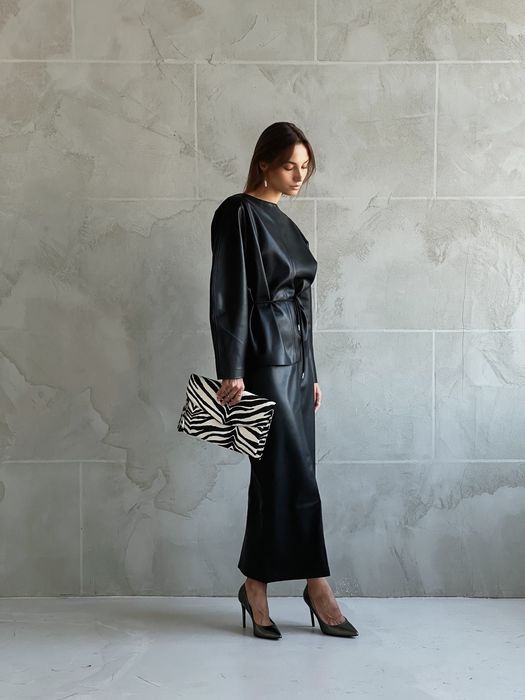 Новий костюм Українського бренда з еко шкіри