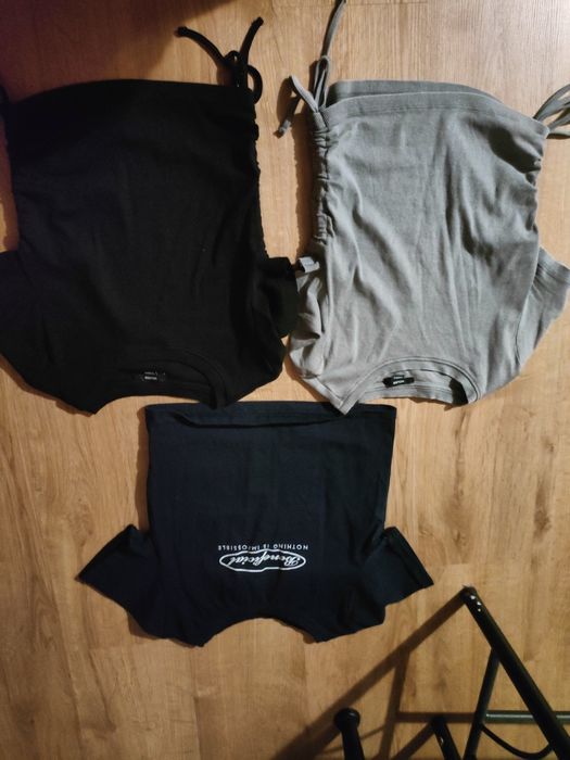 Bluzki Cropp top rozmiar M