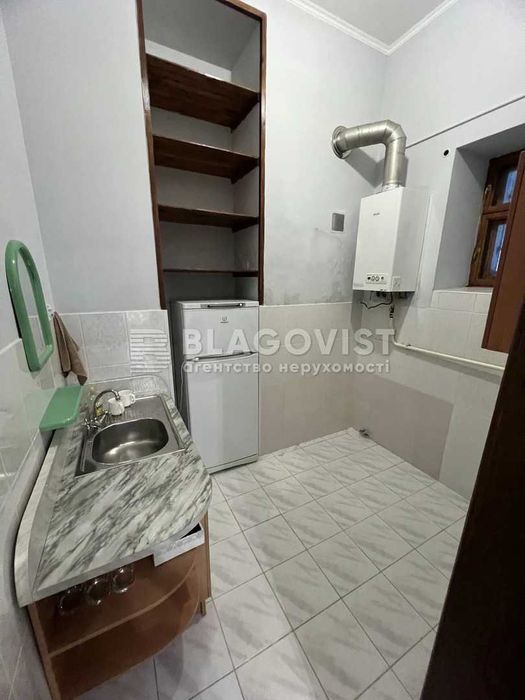 Продаж офісу, Центр, Фасад, Театральна, Хрещатик, Чикаленка (Пушкінська)