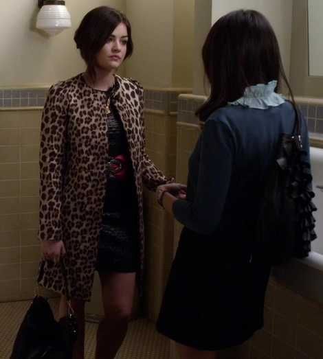 Casaco de algodão com padrão leopardo da Zara