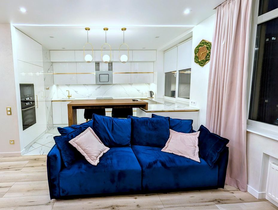 Продається простора дизайнерська квартира в ЖК «49 Перлина» (Таїрова)