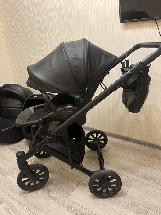 Коляска anex 3 в 1 в гарному стані