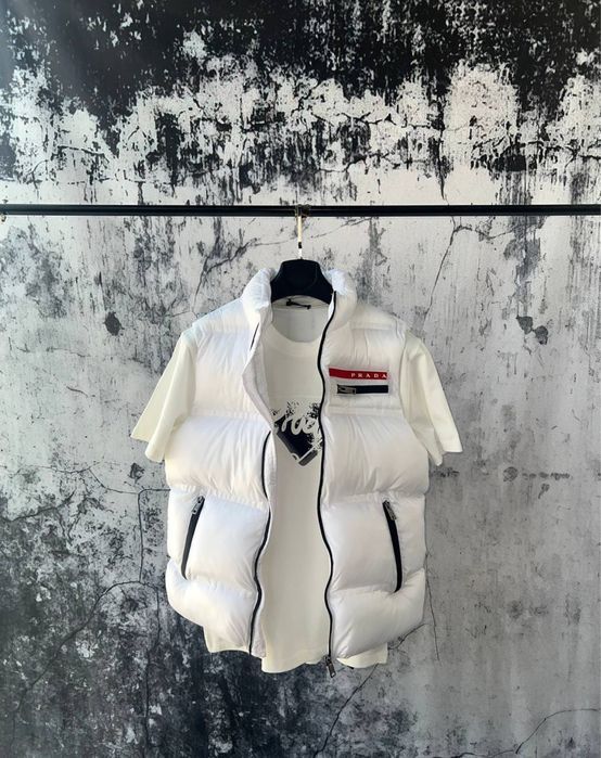 PRADA жилетка мужская черная белая унисекс пуховик