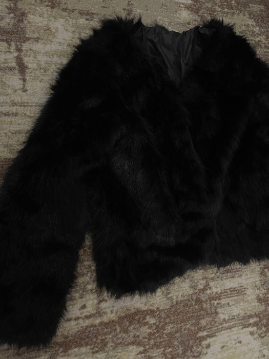 Еко шуба тонка демісезона осіння весняна коротка шубка чорна