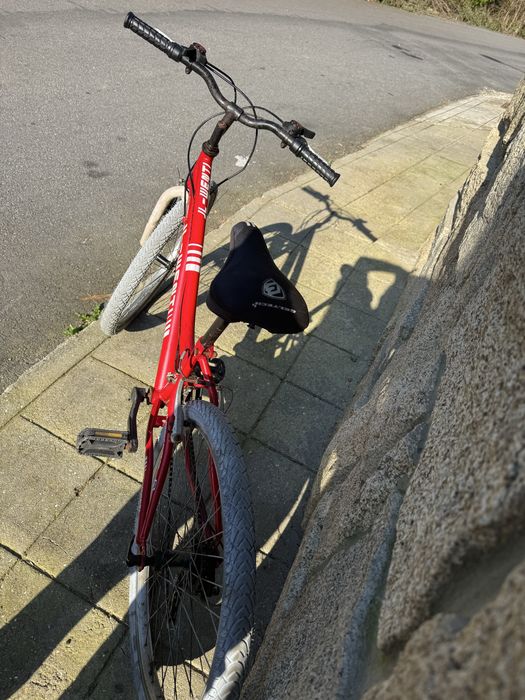 Becicleta em bom estado