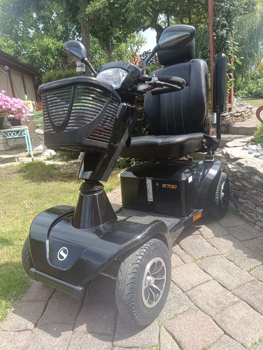 Skuter inwalidzki elektryczny Sterling S700 12 km/h