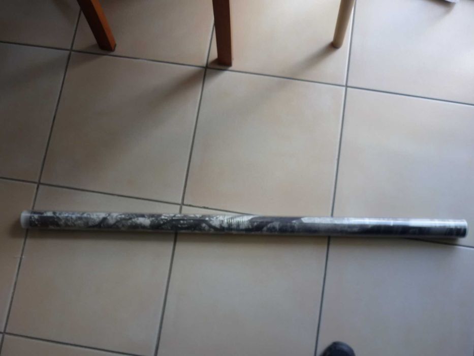 pôster novo em rolo