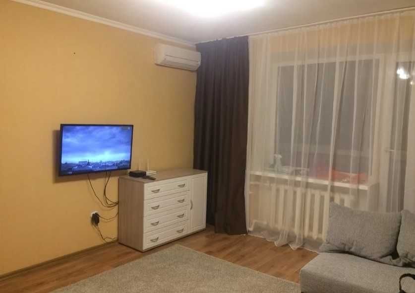 Здається квартира вул. Окуневського. Довгий термін