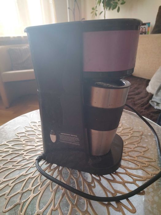 Ekspres do kawy Dolce Krups+instrukcja+2 szklanki Dolce Krups+gratis 2