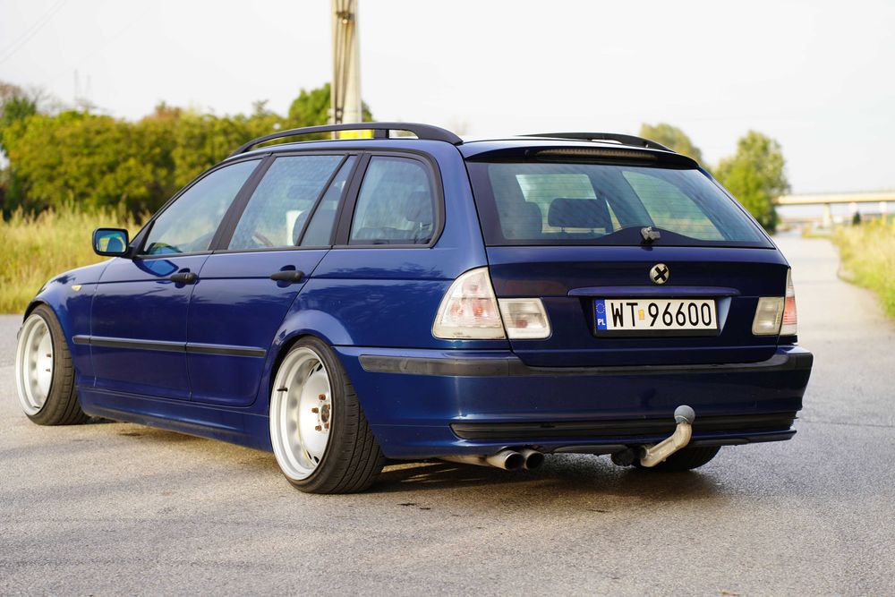 BMW e46 330i Touring Stance