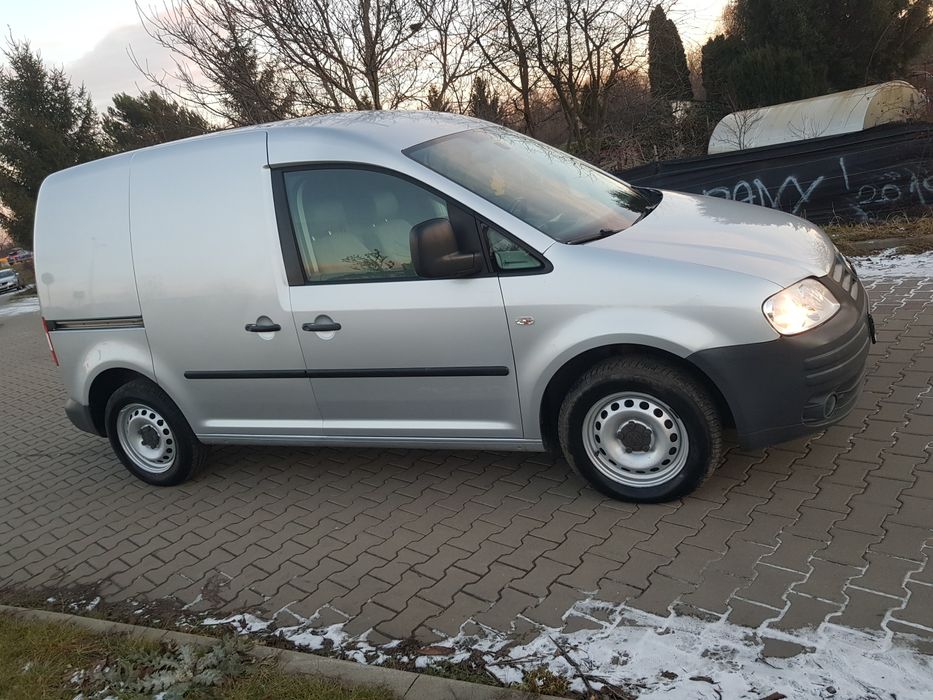 Vw caddy 1.9 tdi 105kn Klima el serv full