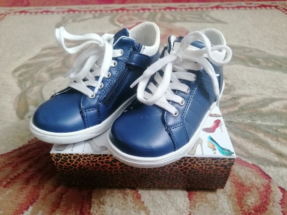 Buty chłopięce wiosna/lato roz. 28