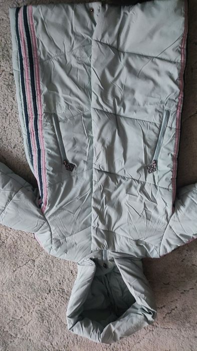 Продам дитячу куртку зима