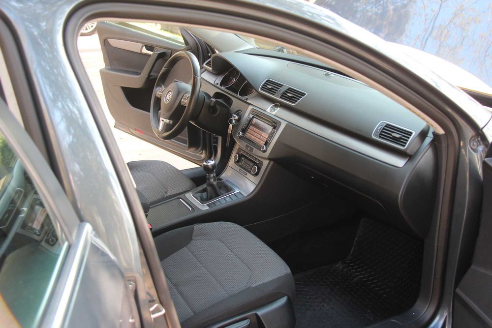 Volkswagen Passat B7 1.6 TDI Bluemotion | 127.000 km | 1 Dono
