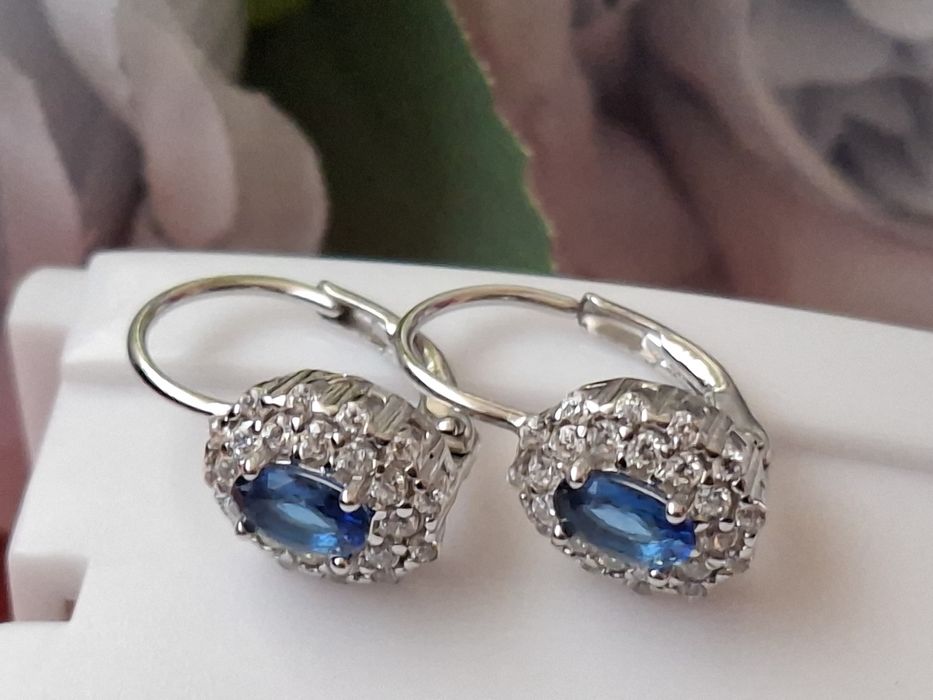 Srebrne kolczyki na biglu pr.925