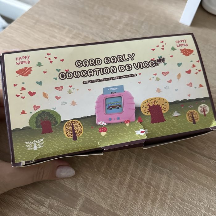 Кишешьковий планшет, картковий пристрій англійською мовою