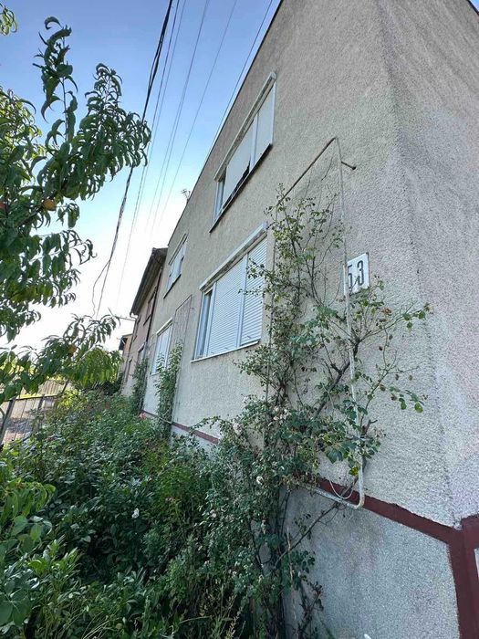 продається будинок в м. Тячів