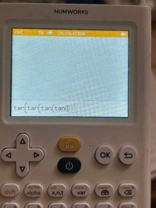Numworks Graphing Calculator505411596945336321